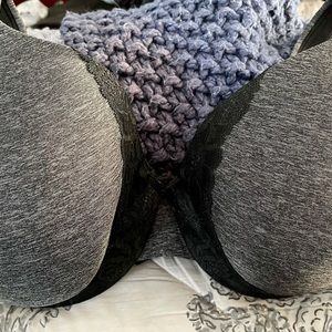 Lane Bryant CACIQUE 40 DDD Lightly Lined Bra